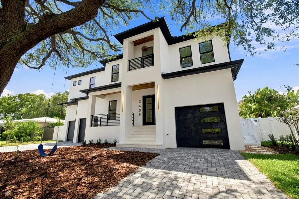 Property for sale at 3609 S GARDENIA AVENUE, TAMPA, FL, 33629