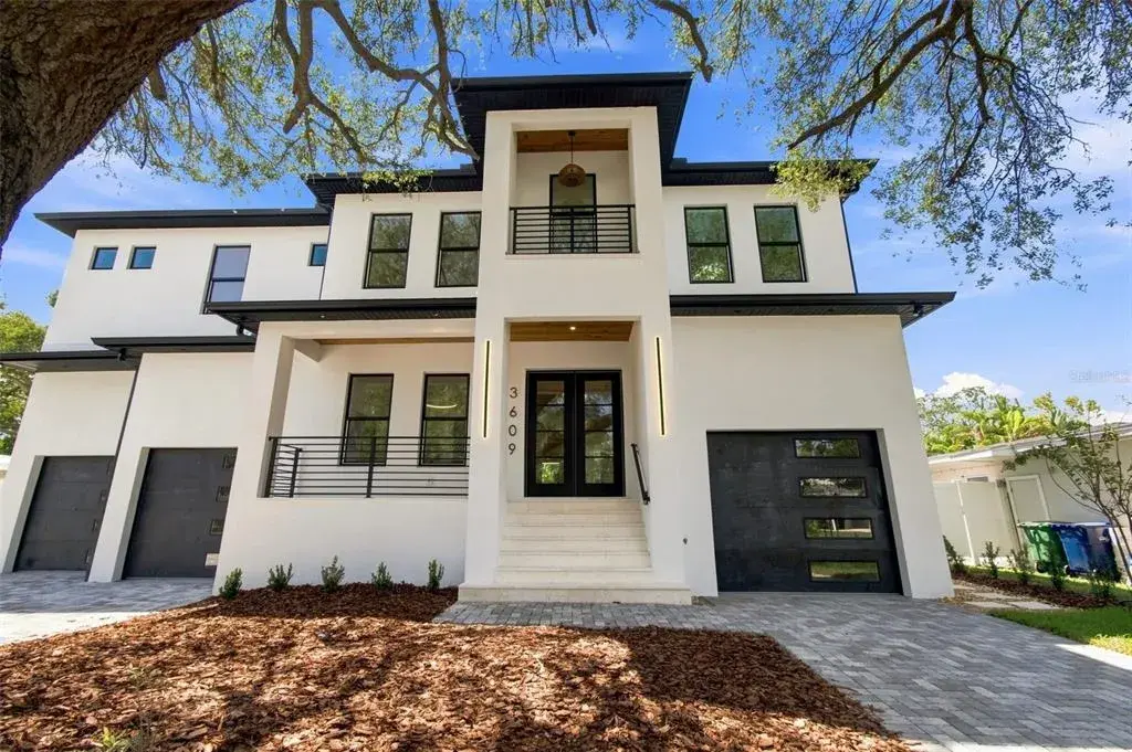 Property for sale at 3609 S GARDENIA AVENUE, TAMPA, FL, 33629