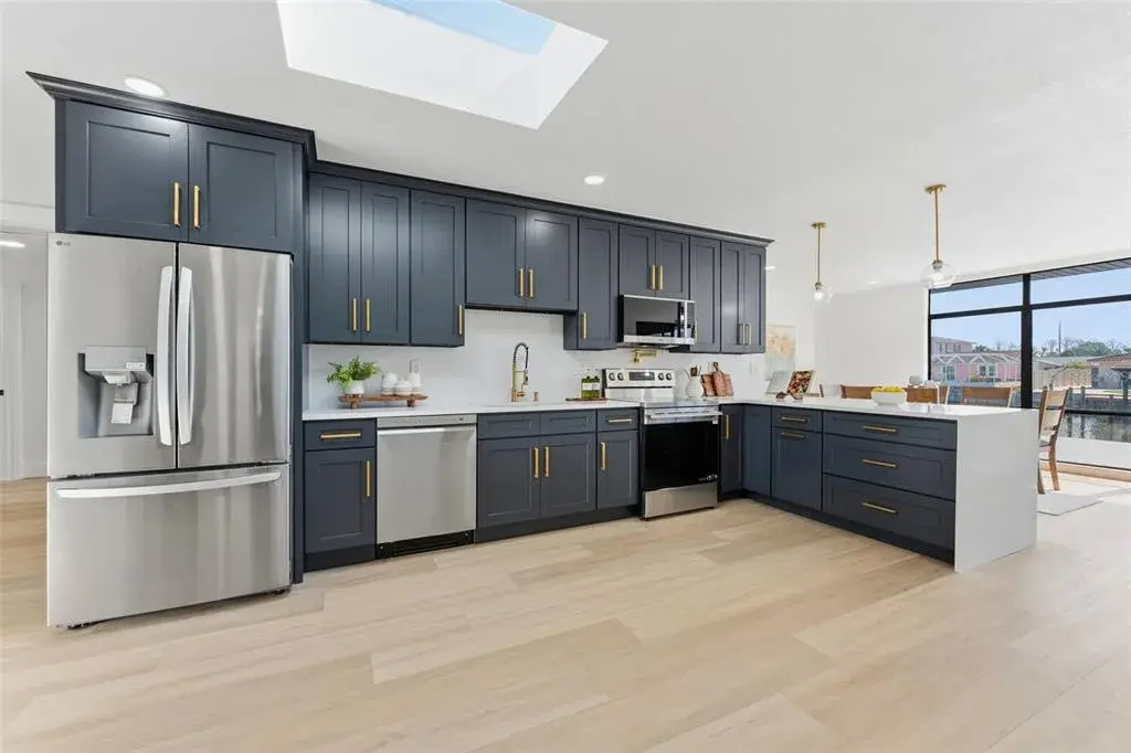 Property for sale at 3917 E EDEN ROC CIRCLE, TAMPA, FL, 33634