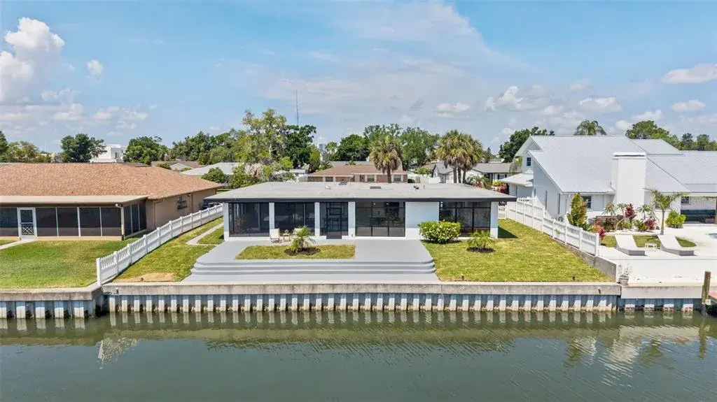 Property for sale at 3917 E EDEN ROC CIRCLE, TAMPA, FL, 33634