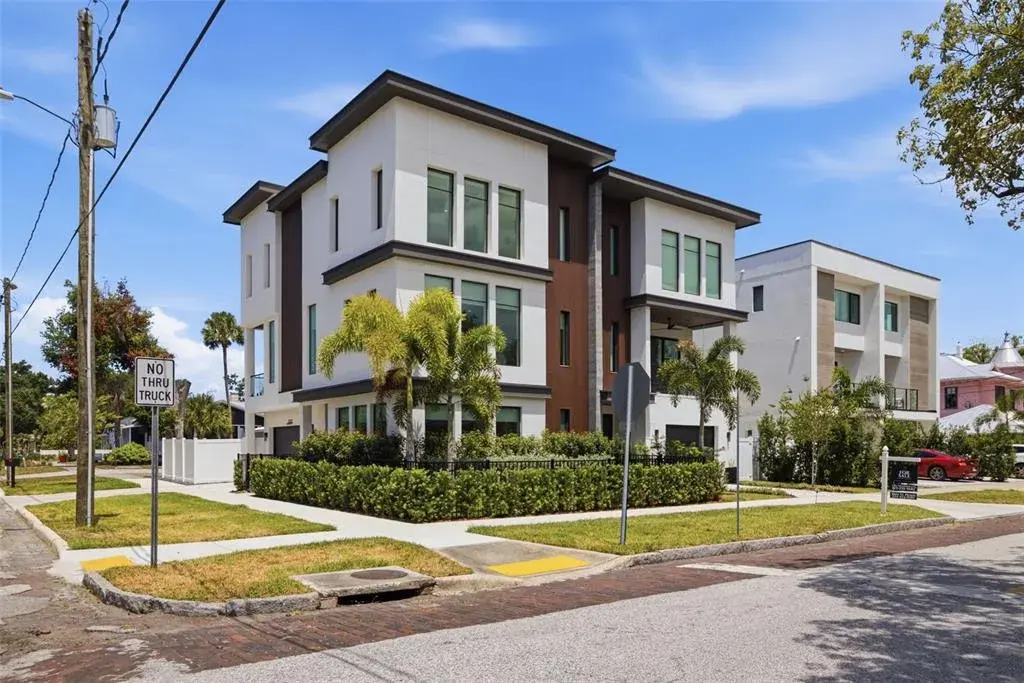 Property for sale at 2502 N HIGHLAND AVENUE UNIT 1, TAMPA, FL, 33602