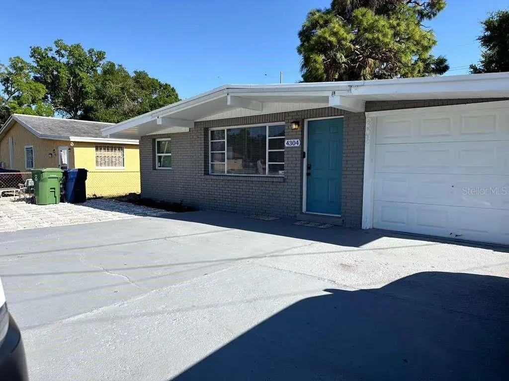 Property for sale at 4304 W ARCH STREET, TAMPA, FL, 33607