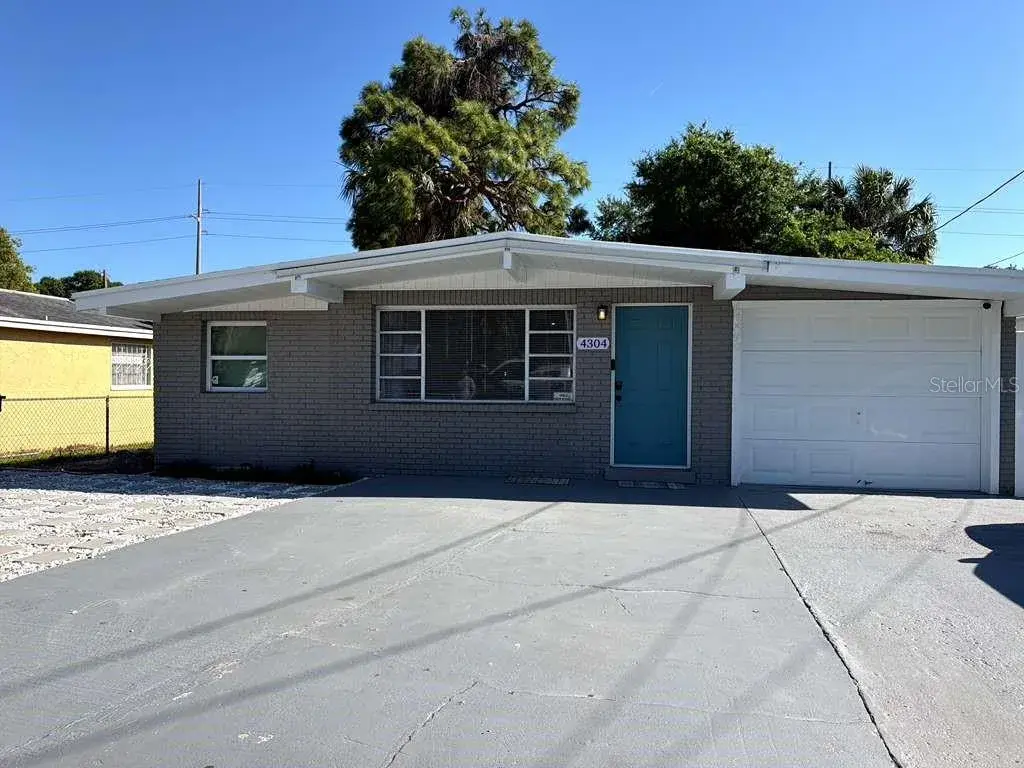 Property for sale at 4304 W ARCH STREET, TAMPA, FL, 33607