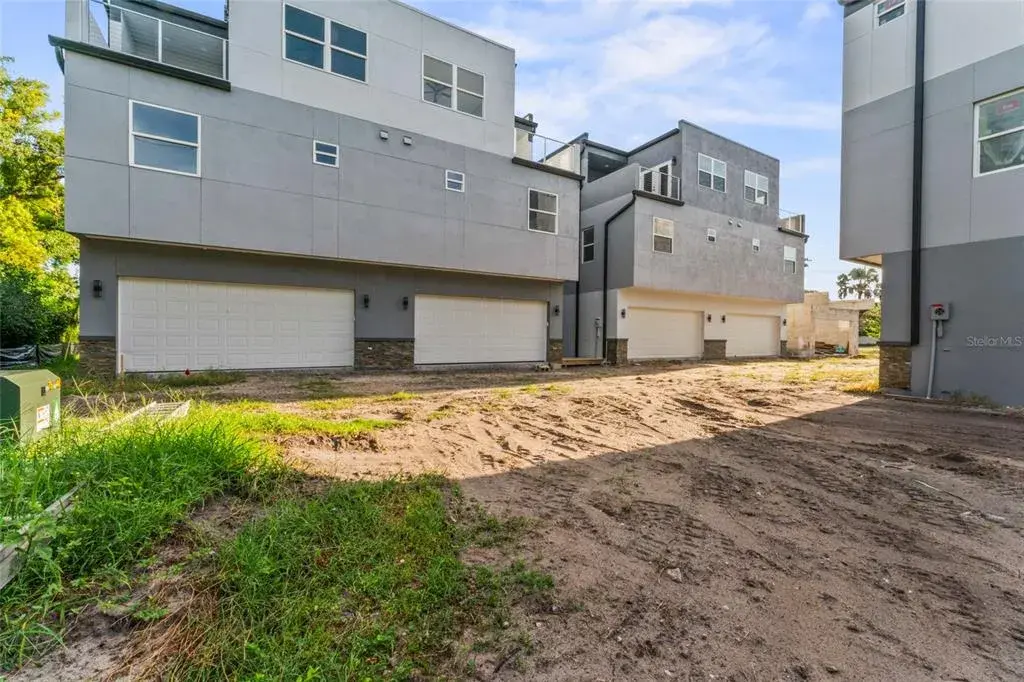 Property for sale at 809 W LINEBAUGH AVE UNIT 2A, TAMPA, FL, 33612