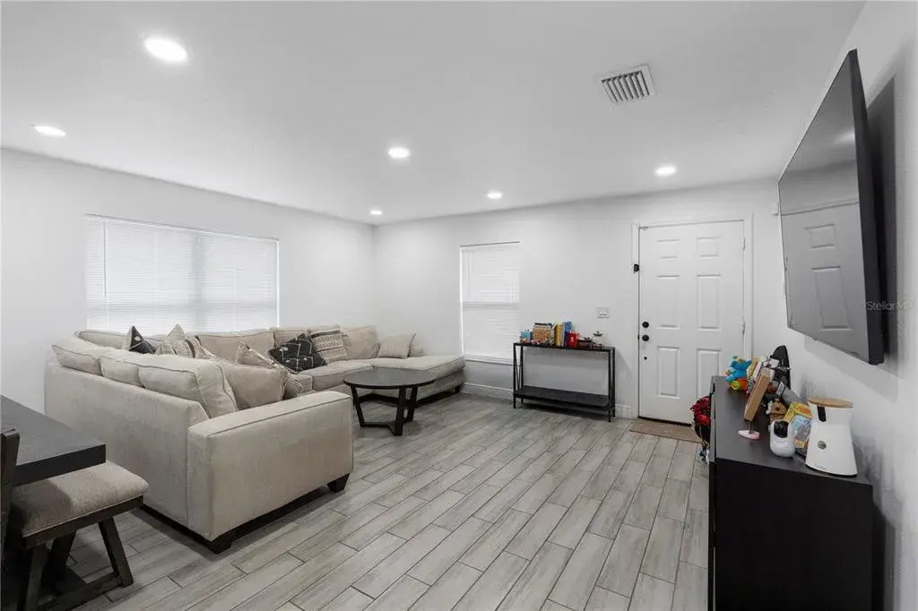 Property for sale at 4109 E DIANA STREET, TAMPA, FL, 33610