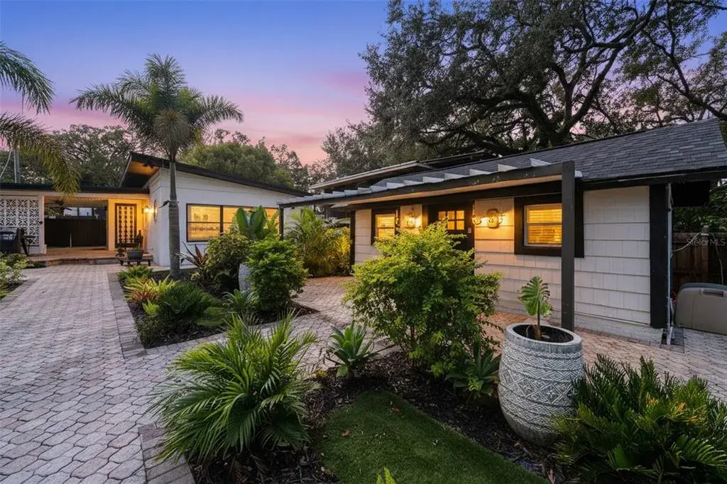 Property for sale at 308 E HOLLYWOOD STREET, TAMPA, FL, 33604