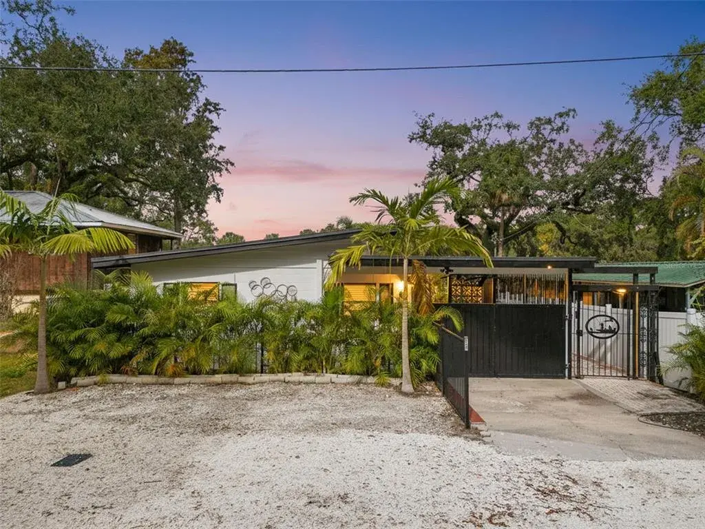 Property for sale at 308 E HOLLYWOOD STREET, TAMPA, FL, 33604