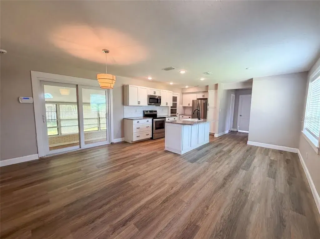 Property for sale at 1521 W RIVER SHORE WAY, TAMPA, FL, 33603