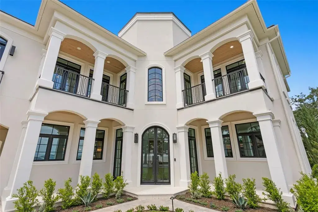 Property for sale at 3907 BAYSHORE BOULEVARD, TAMPA, FL, 33611