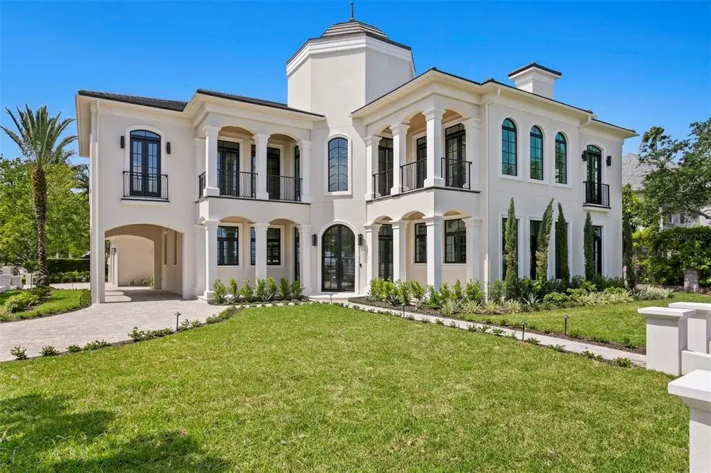 Property for sale at 3907 BAYSHORE BOULEVARD, TAMPA, FL, 33611