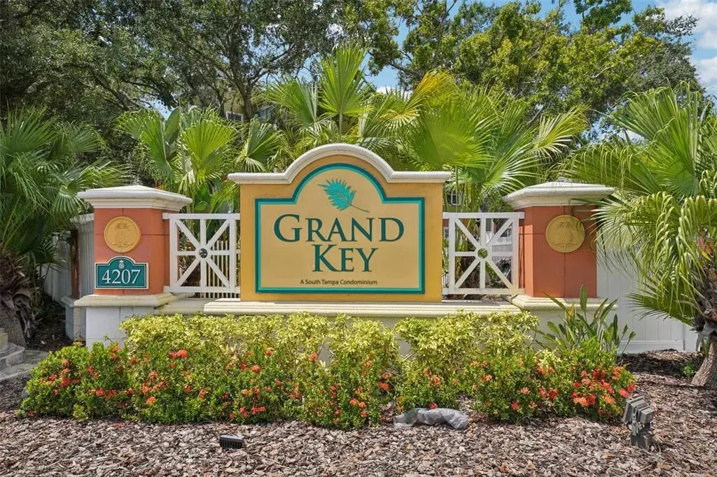 Property for sale at 4207 S DALE MABRY HIGHWAY UNIT 11207, TAMPA, FL, 33611