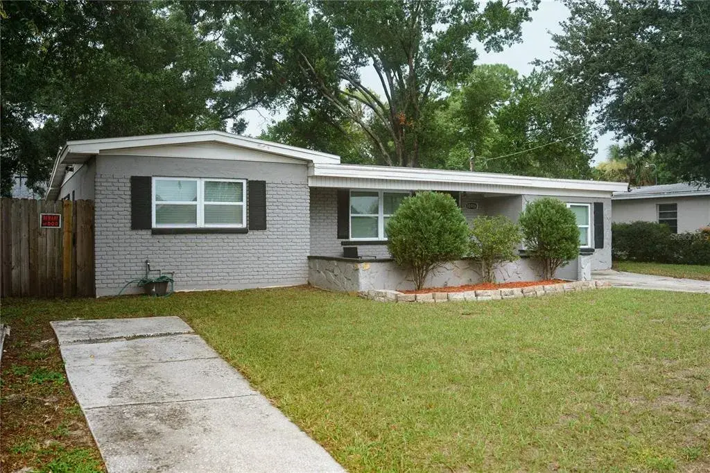 Property for sale at 10906 N LANTANA AVENUE, TAMPA, FL, 33612