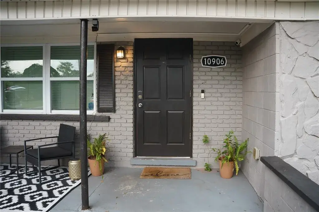 Property for sale at 10906 N LANTANA AVENUE, TAMPA, FL, 33612