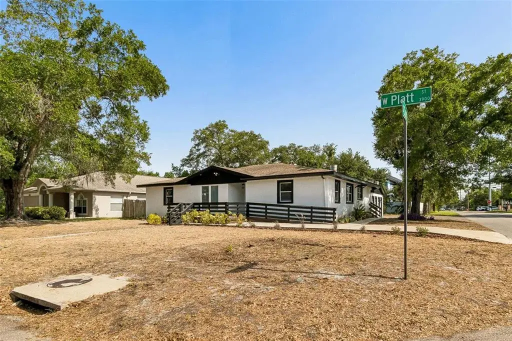 Property for sale at 3901 W PLATT STREET, TAMPA, FL, 33609