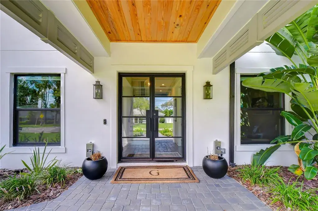 Property for sale at 5102 W CLEVELAND STREET, TAMPA, FL, 33609