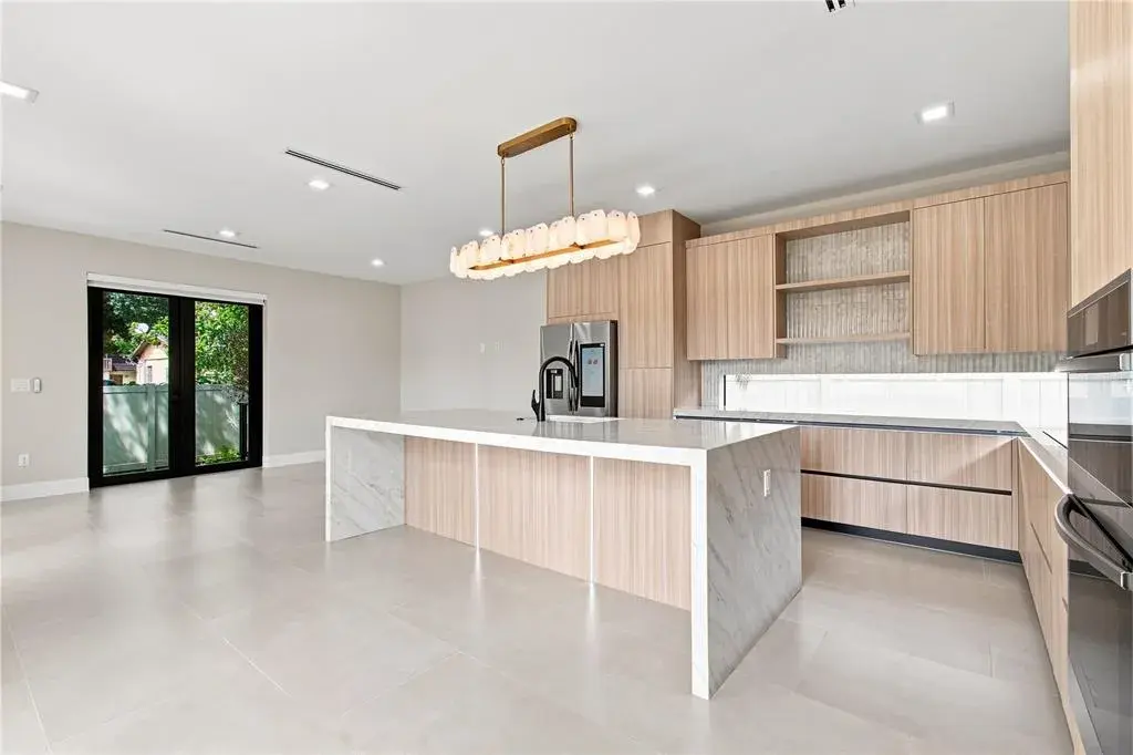 Property for sale at 3429 W PALMETTO STREET, TAMPA, FL, 33607