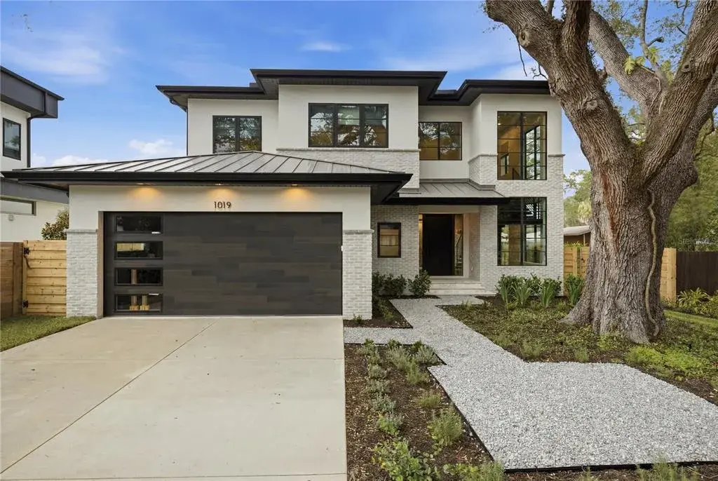 Property for sale at 904 W FRIBLEY STREET, TAMPA, FL, 33603
