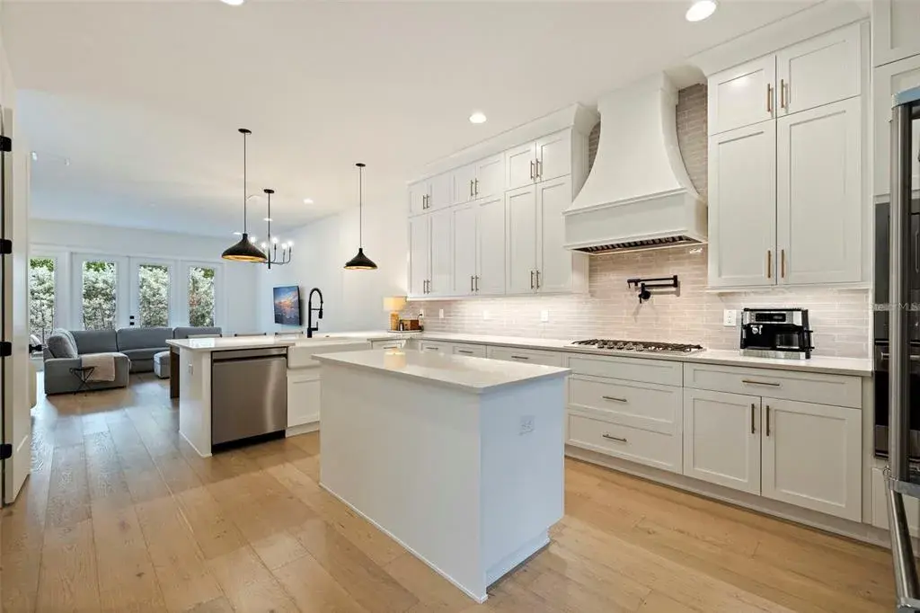 Property for sale at 410 S HABANA AVENUE UNIT 1, TAMPA, FL, 33609