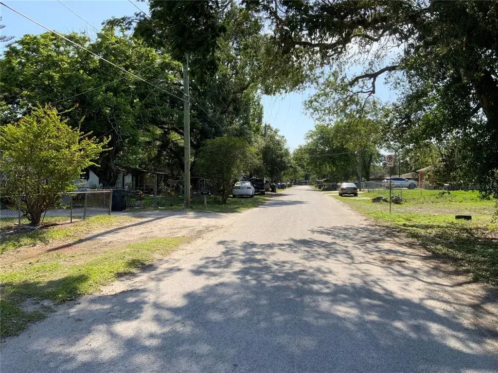 View from Corner down E Clifton Avenue