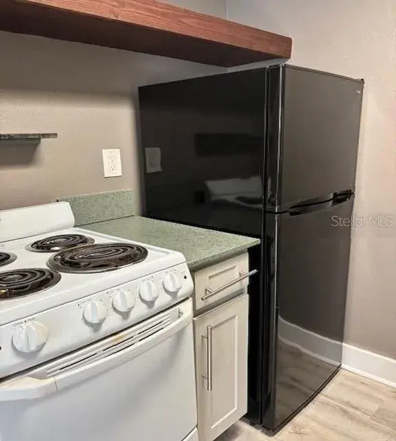 Property for sale at 4127 DOLPHIN DRIVE UNIT 4127, TAMPA, FL, 33617