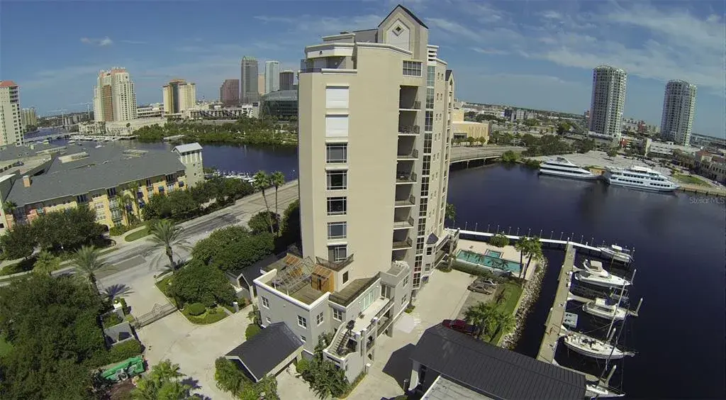 Property for sale at 601 GARRISON COVE LANE UNIT 1-12, TAMPA, FL, 33602
