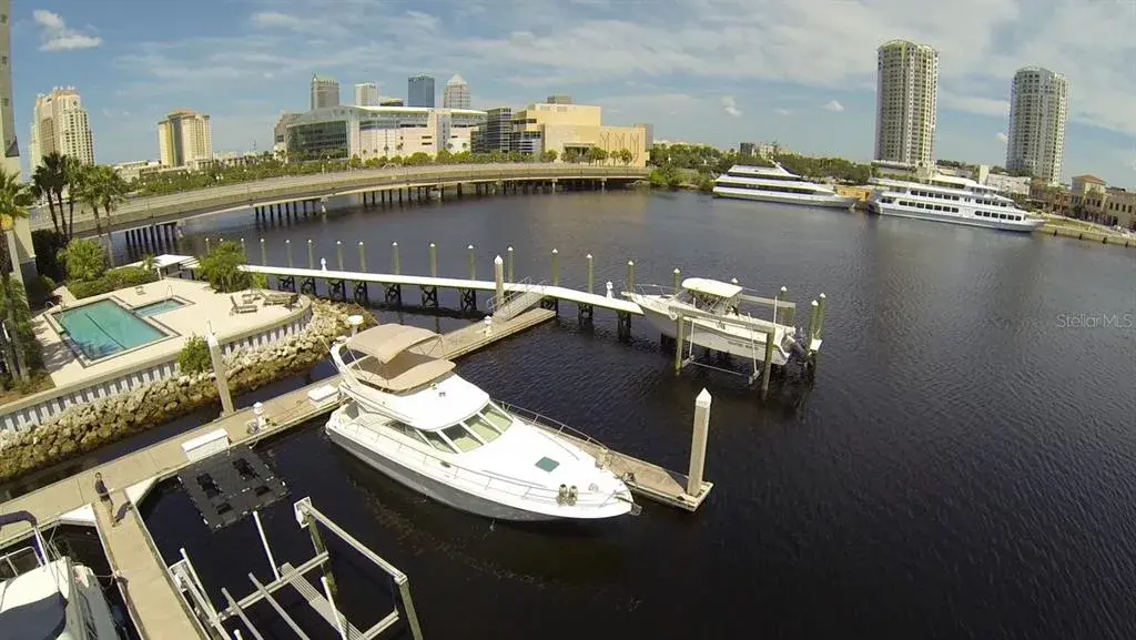Property for sale at 601 GARRISON COVE LANE UNIT 1-12, TAMPA, FL, 33602