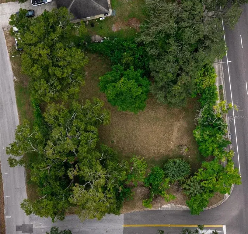 Property for sale at 3902 E HANLON STREET, TAMPA, FL, 33604