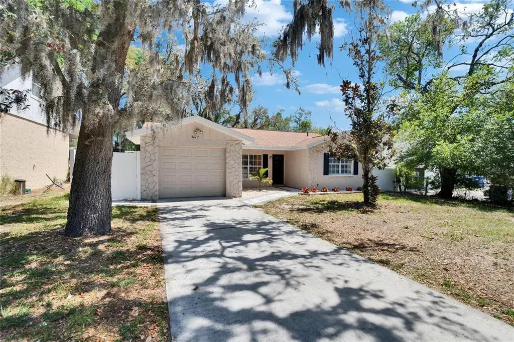 Property for sale at 9613 N 46TH STREET, TAMPA, FL, 33617