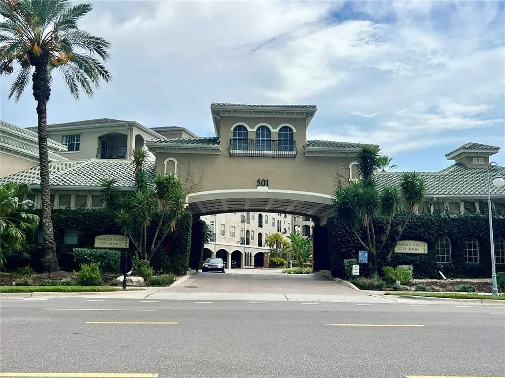 Property for sale at 501 KNIGHTS RUN AVENUE UNIT 1330, TAMPA, FL, 33602