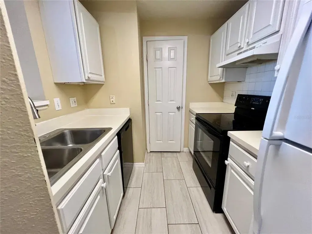 Property for sale at 501 KNIGHTS RUN AVENUE UNIT 1330, TAMPA, FL, 33602