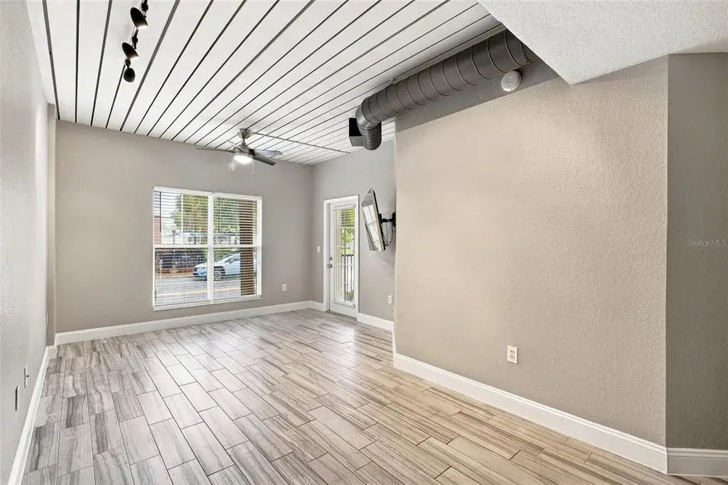 Property for sale at 2410 W AZEELE STREET UNIT 216, TAMPA, FL, 33609