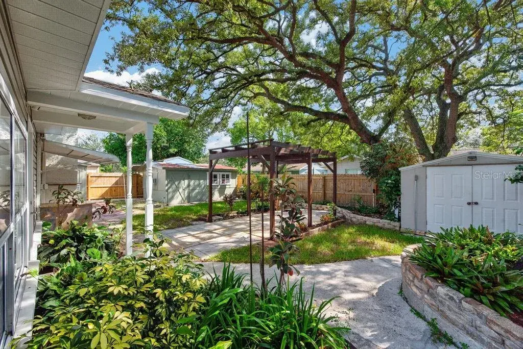 Property for sale at 11005 N 27TH STREET, TAMPA, FL, 33612