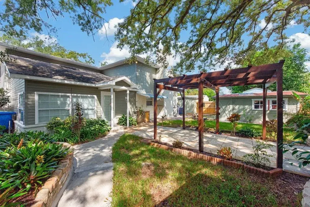 Property for sale at 11005 N 27TH STREET, TAMPA, FL, 33612