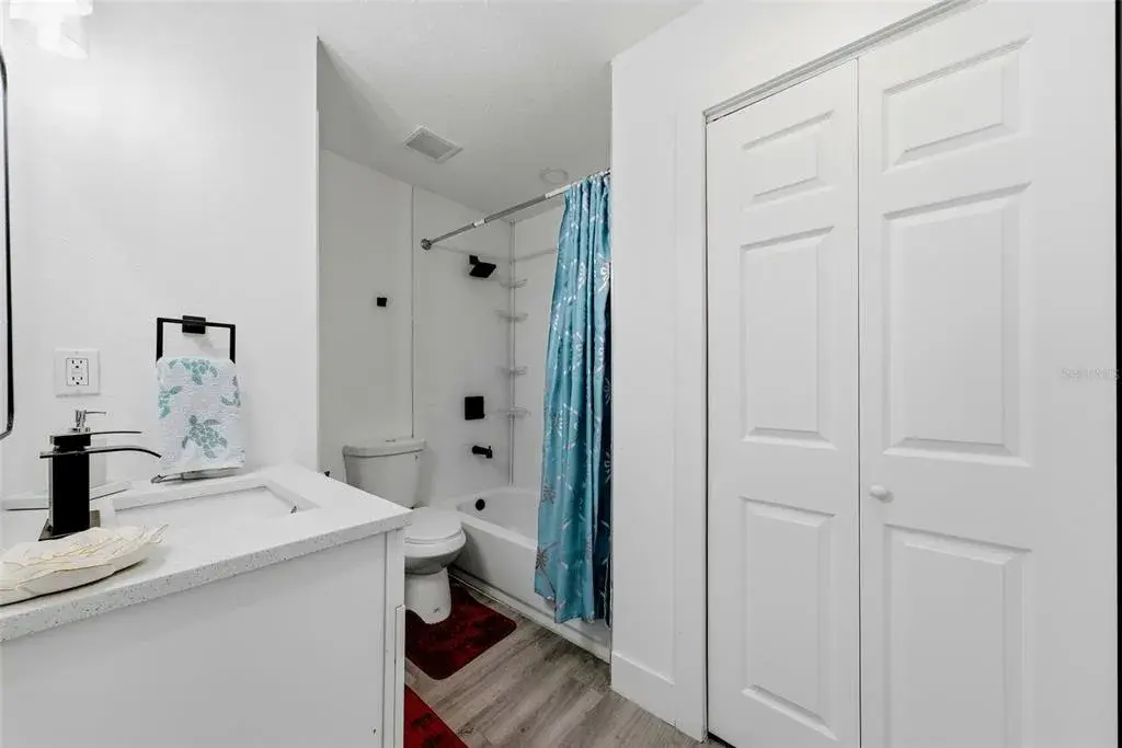 Property for sale at 10124 N HYACINTH AVENUE, TAMPA, FL, 33612