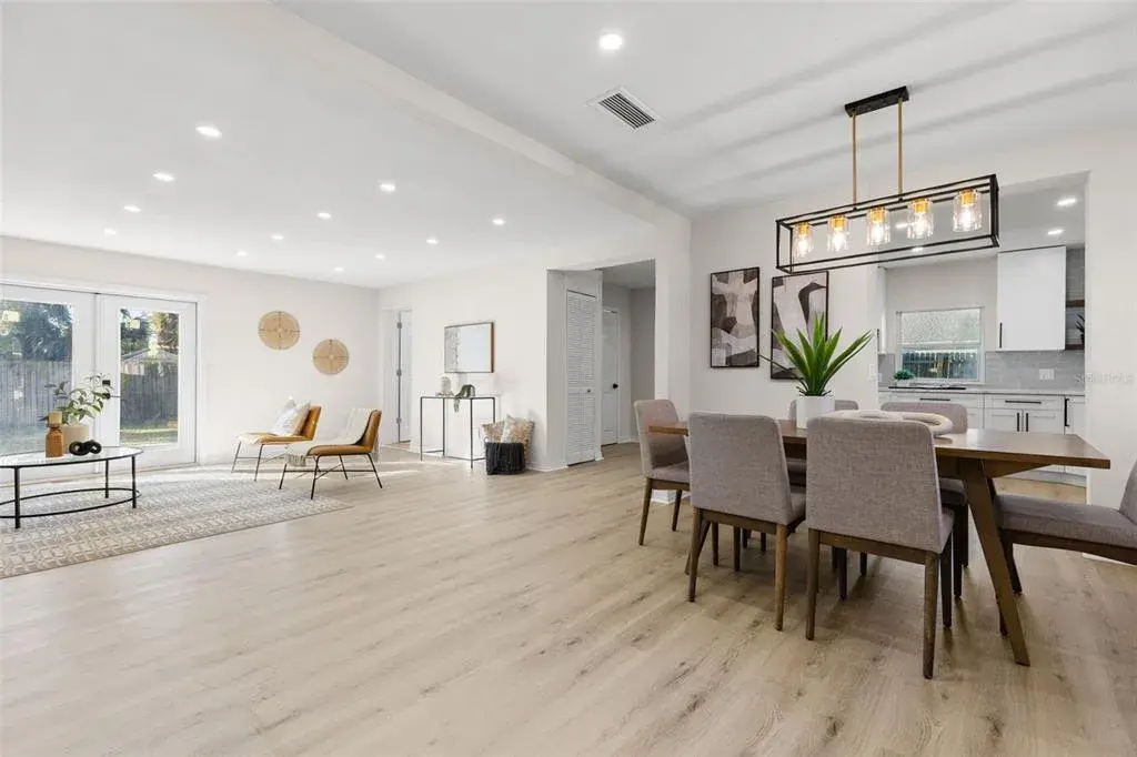 Lliving and Dining