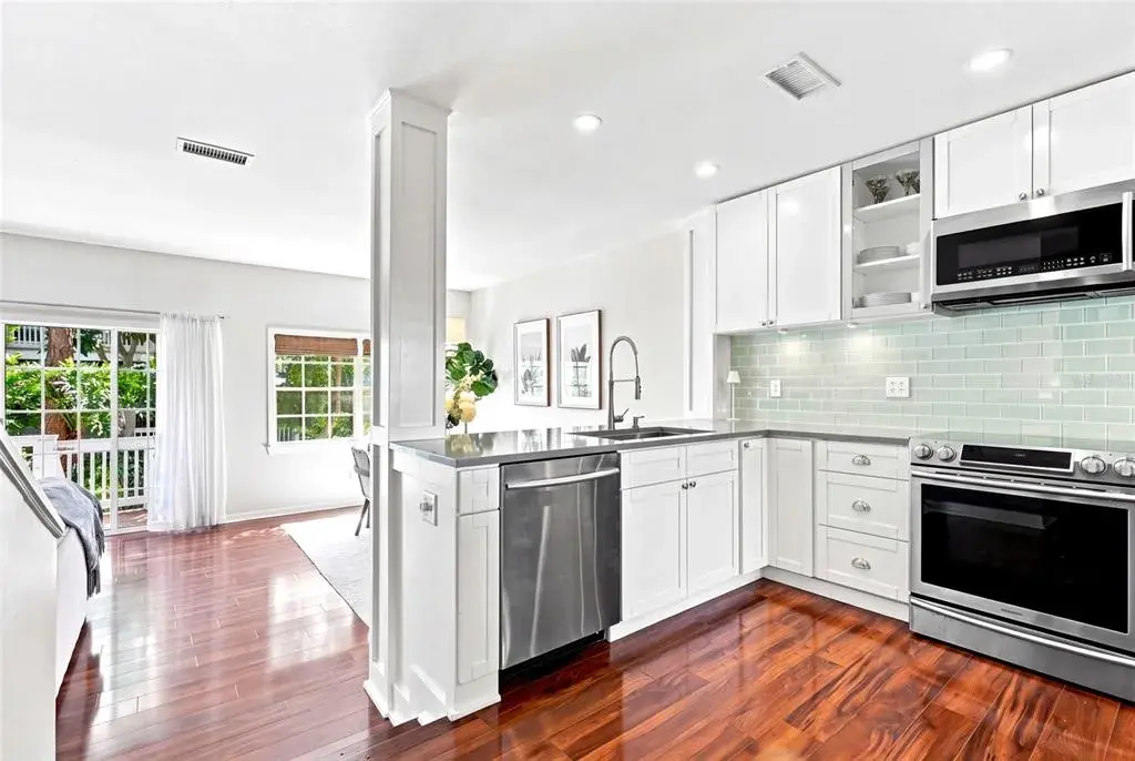 Property for sale at 5104 BAYSHORE BOULEVARD, TAMPA, FL, 33611