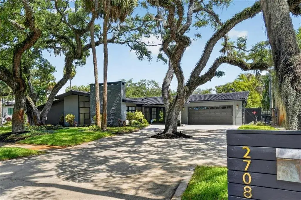 Property for sale at 2708 N DUNDEE STREET, TAMPA, FL, 33629