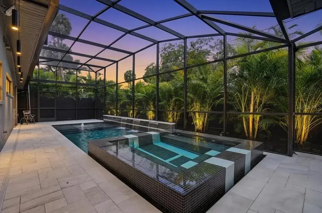 Property for sale at 2708 N DUNDEE STREET, TAMPA, FL, 33629