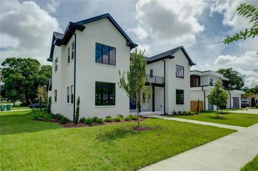 Property for sale at 805 W INDIANA AVENUE, TAMPA, FL, 33603