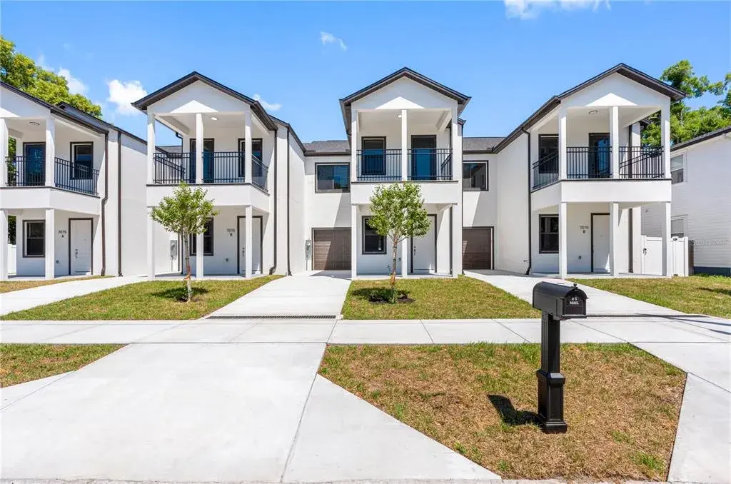 Property for sale at 7015 N CENTRAL AVENUE Unit C, TAMPA, FL, 33604