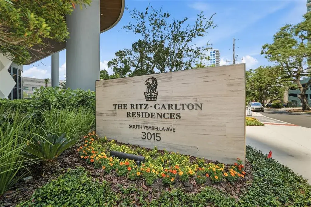 Property for sale at 3015 S YSABELLA AVENUE UNIT 2102, TAMPA, FL, 33629