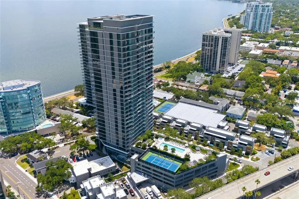 Property for sale at 3015 S YSABELLA AVENUE UNIT 2102, TAMPA, FL, 33629