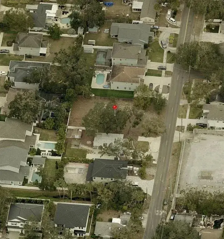 Property for sale at 2405 S LOIS AVENUE, TAMPA, FL, 33629