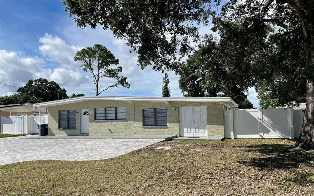 Property for sale at 2307 W HAMILTON AVENUE, TAMPA, FL, 33604