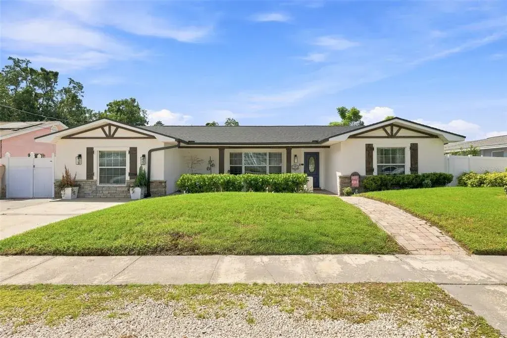 Property for sale at 3104 W OSBORNE AVENUE, TAMPA, FL, 33614