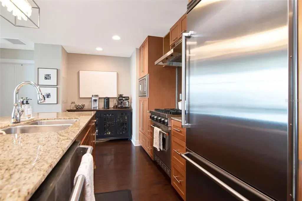 Property for sale at 1120 E KENNEDY BOULEVARD UNIT 1211, TAMPA, FL, 33602