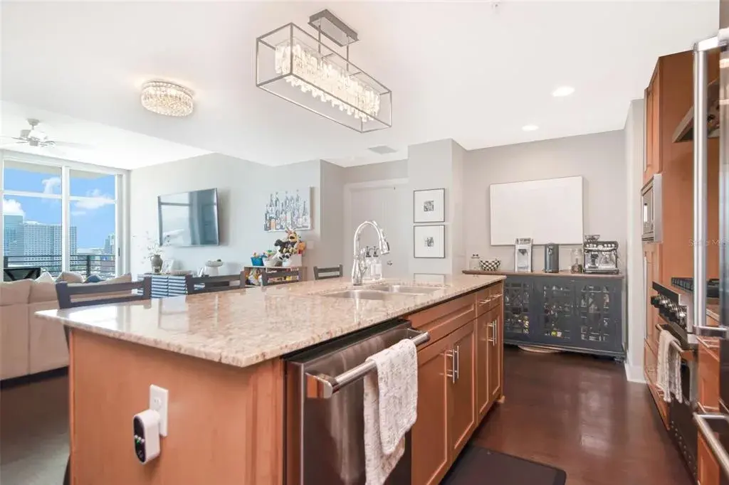 Property for sale at 1120 E KENNEDY BOULEVARD UNIT 1211, TAMPA, FL, 33602