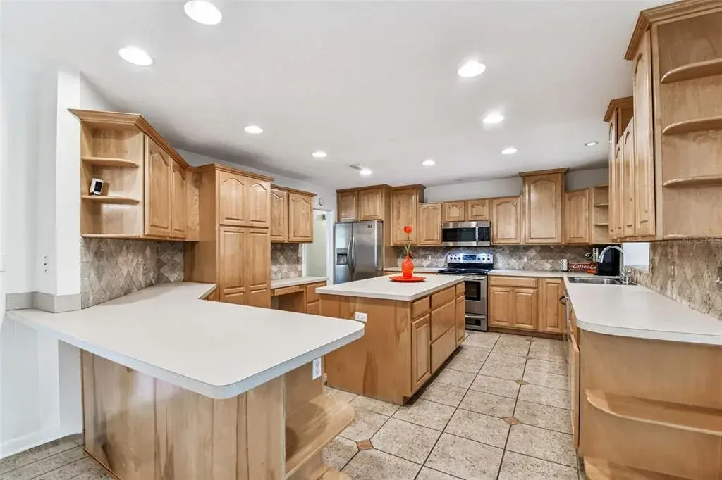Property for sale at 4508 HENDERSON BOULEVARD, TAMPA, FL, 33629
