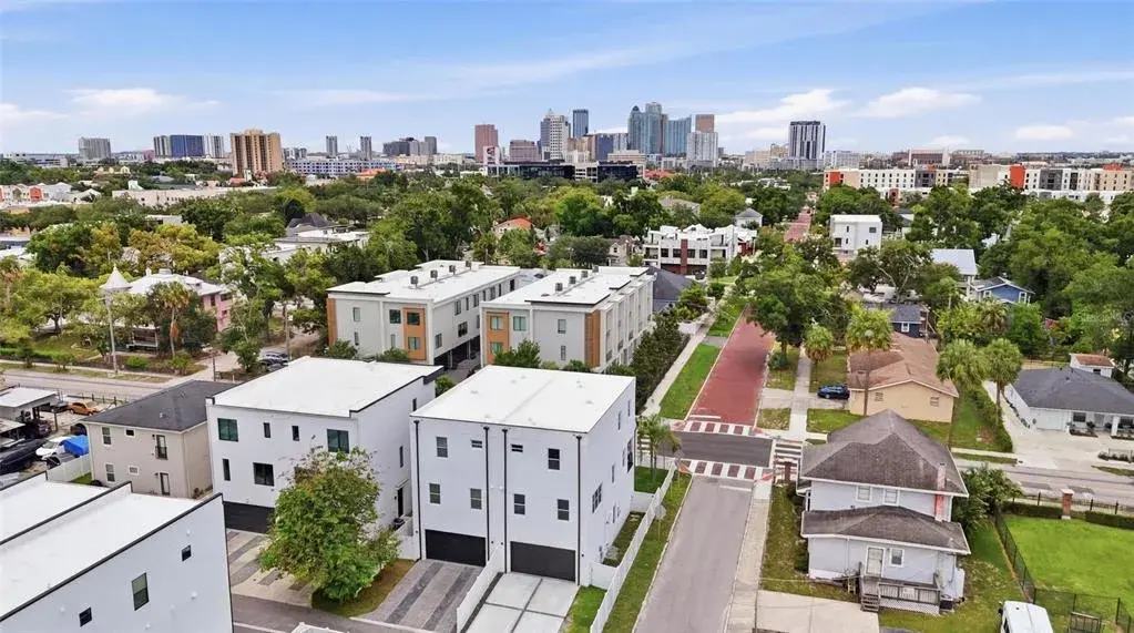 Property for sale at 215 W COLUMBUS DRIVE UNIT 2, TAMPA, FL, 33602