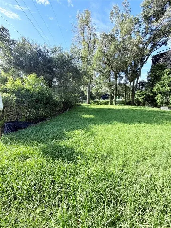Property for sale at 804 E KNOLLWOOD STREET, TAMPA, FL, 33604